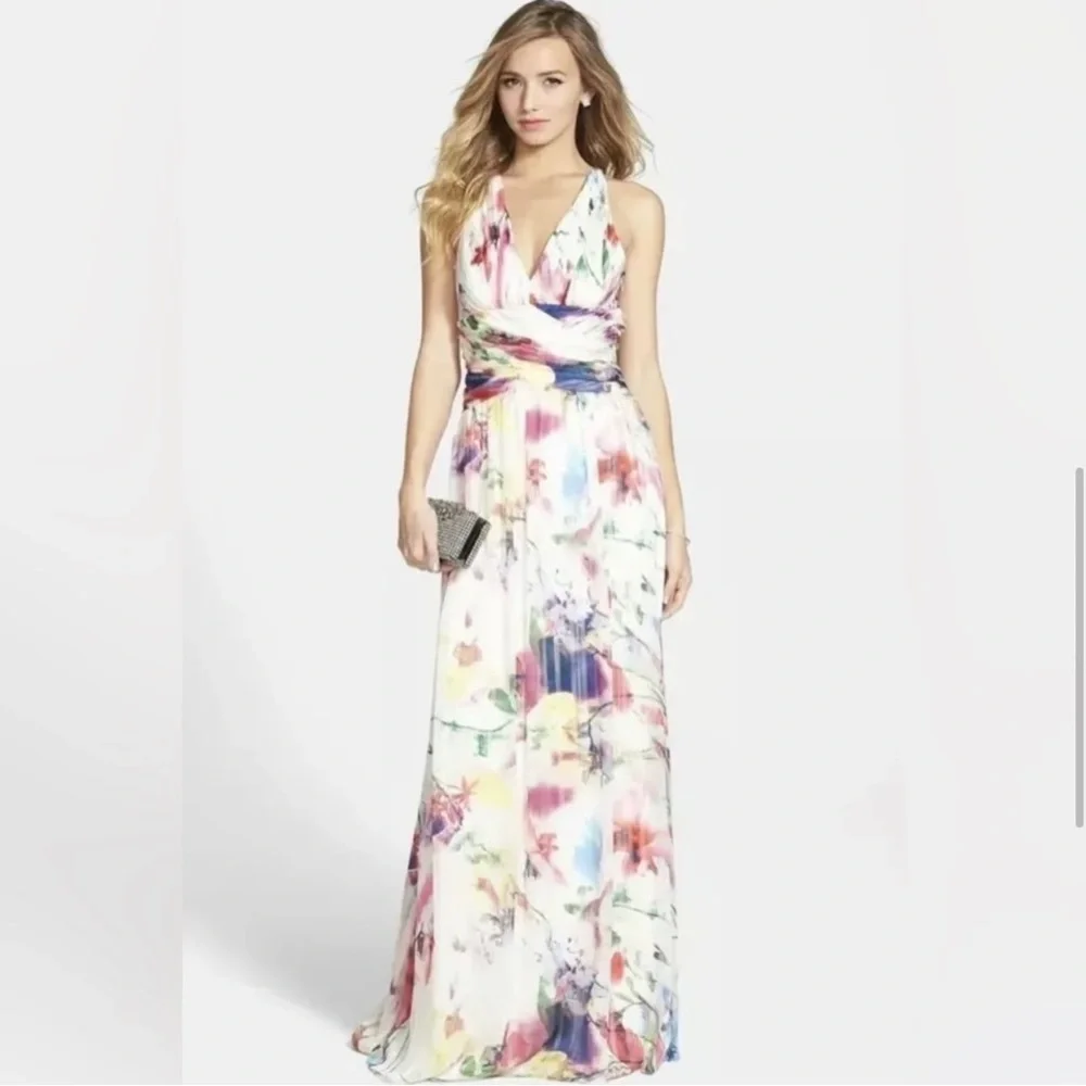 NWOT. Hailey by Adrienne Papell. Floral formal or casual dress. - Picture 5 of 6